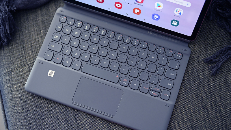 Illustration for article titled Samsung Galaxy Tab S6 Review: The Last of a Dying Breed